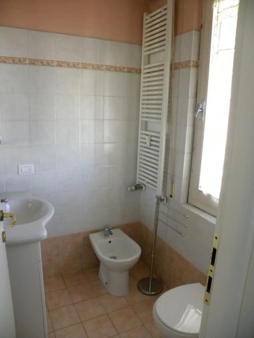 Bright Apt With Views And Terrace Floransa Dış mekan fotoğraf