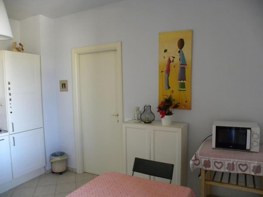 Bright Apt With Views And Terrace Floransa Dış mekan fotoğraf